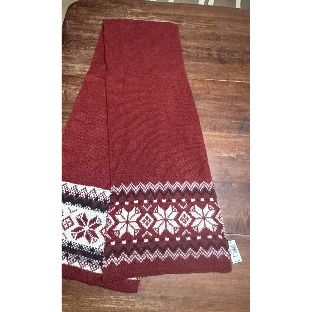 Old Navy Fair Isle Scarf Red/White/ Black  62